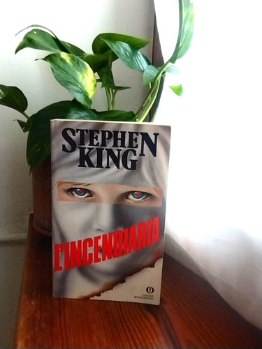 Stephen king l incendiaria - stephen,